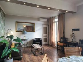 Proche centre ville, GIP ASFO, vue sur le jardin